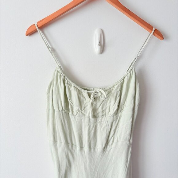 Aritzia Wilfred Bellow Gathered Bust Midi Dress in Pastel Sage Green Size 4 - Picture 6 of 9